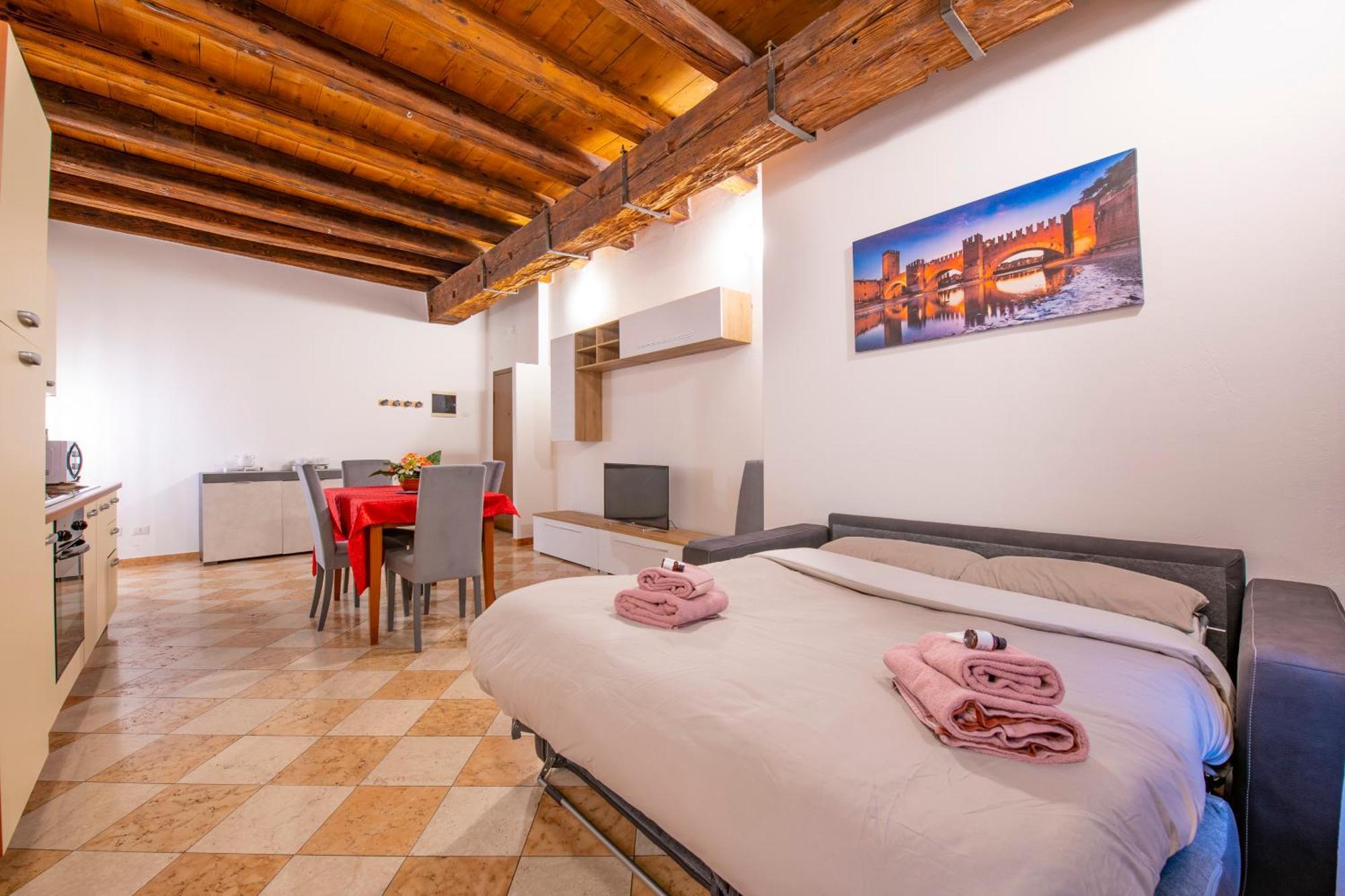 Palace Home Mazzini Verona Center Zewnętrze zdjęcie