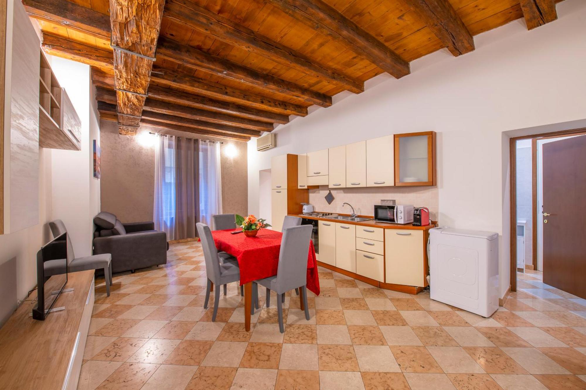 Palace Home Mazzini Verona Center Zewnętrze zdjęcie