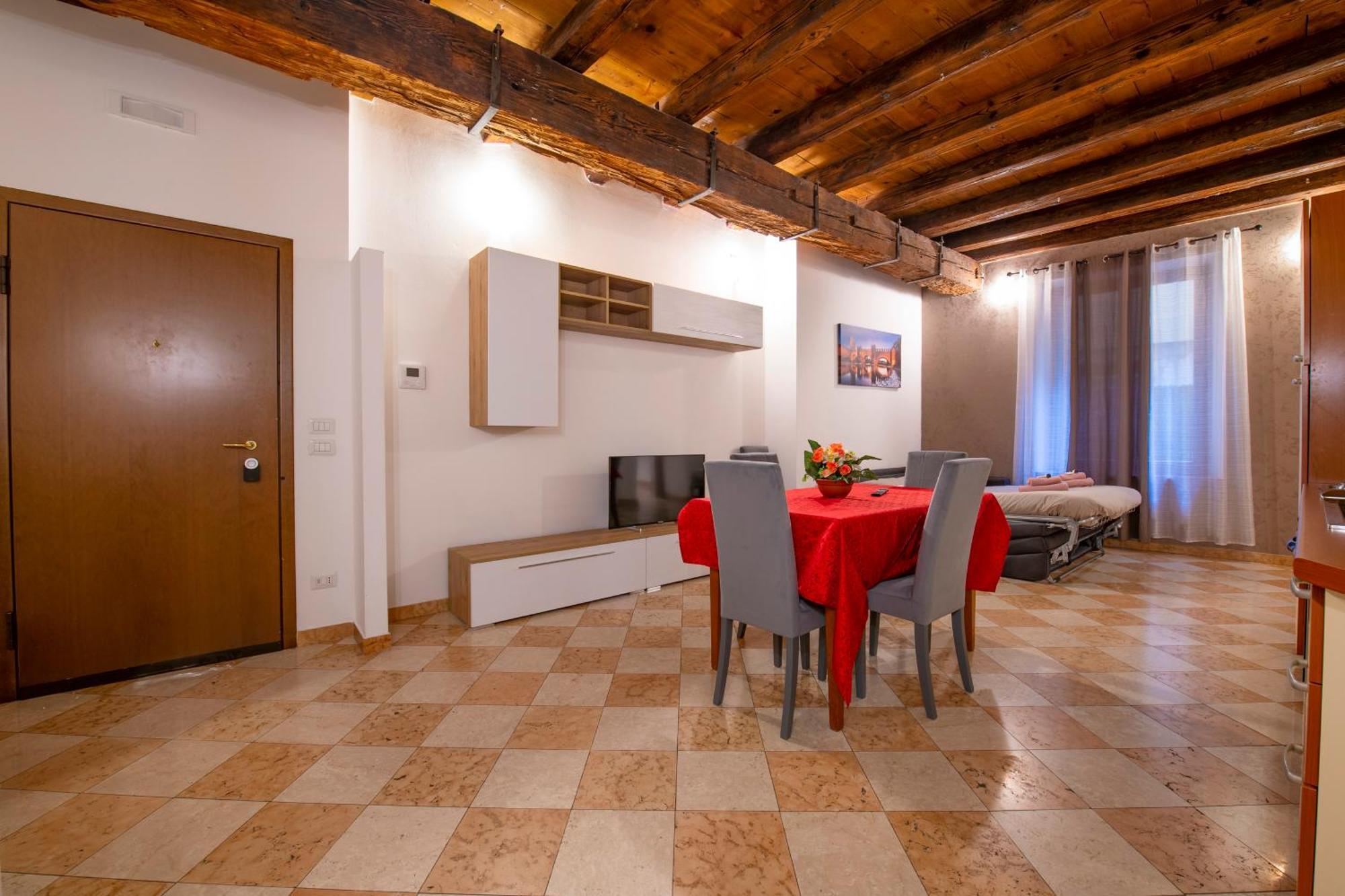 Palace Home Mazzini Verona Center Zewnętrze zdjęcie