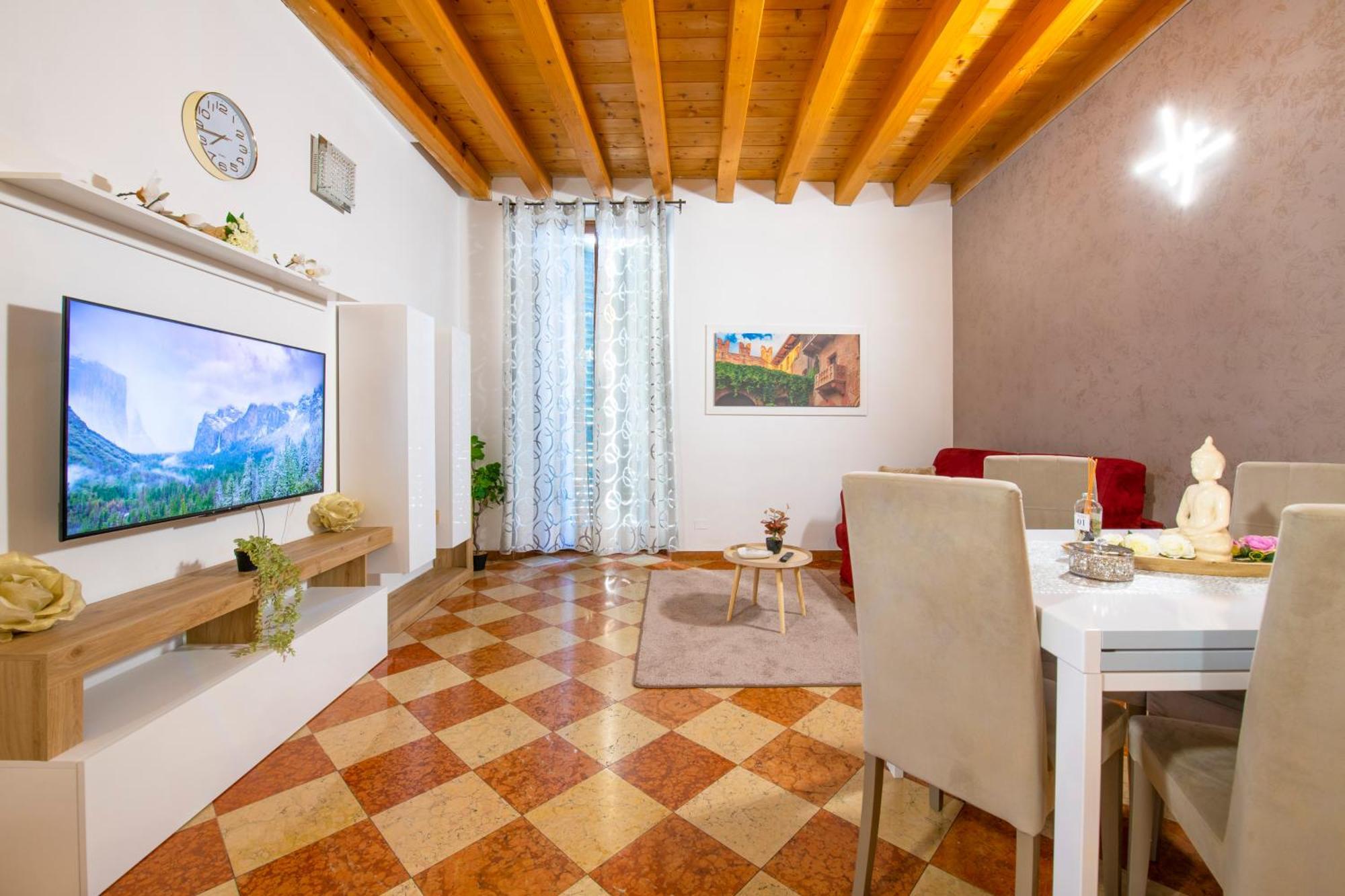 Palace Home Mazzini Verona Center Zewnętrze zdjęcie