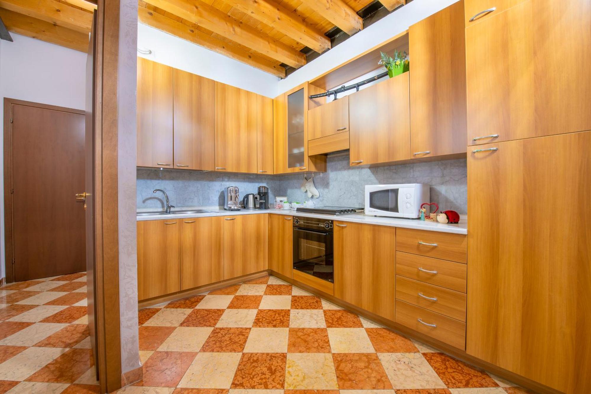 Palace Home Mazzini Verona Center Zewnętrze zdjęcie
