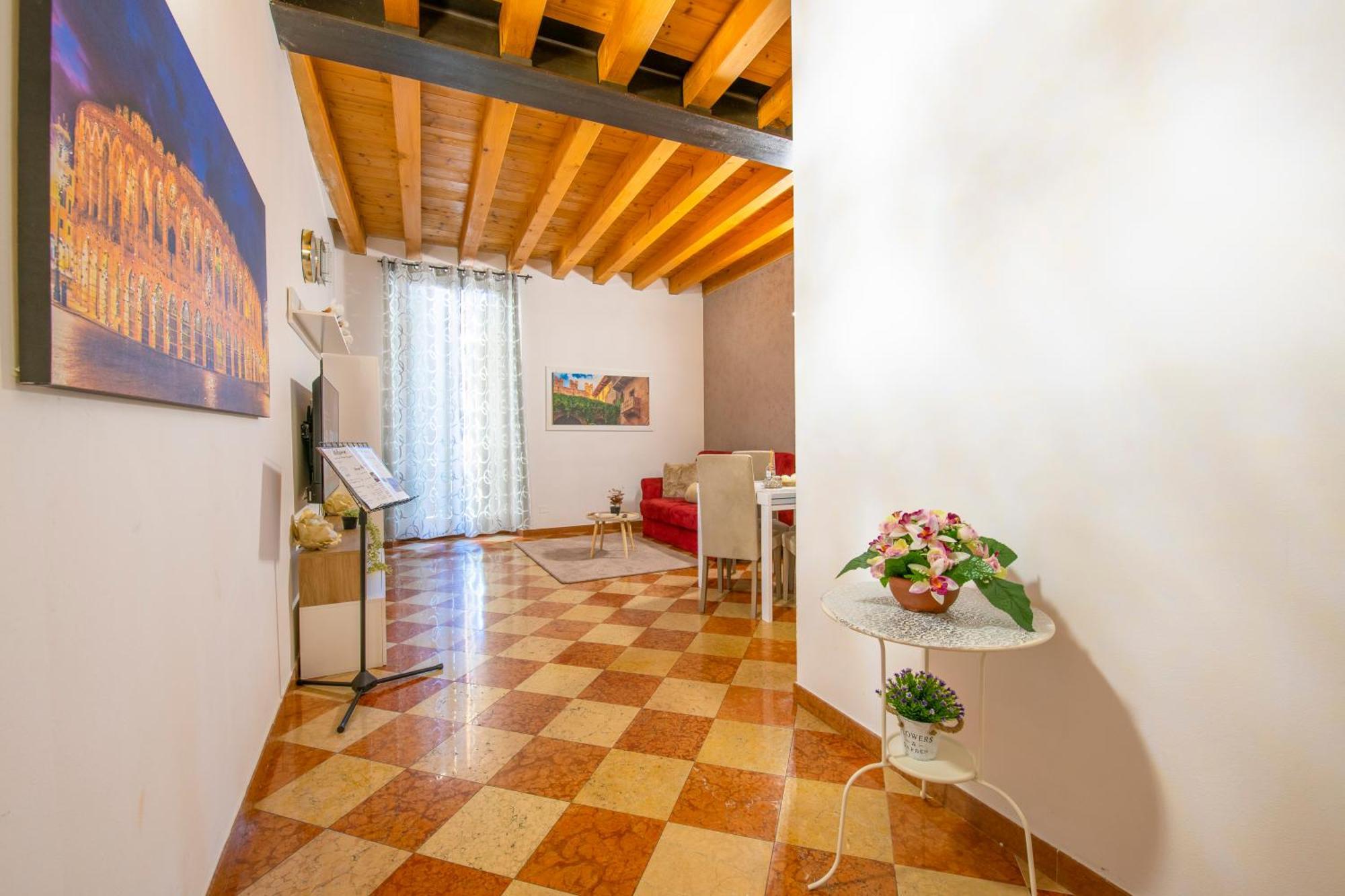 Palace Home Mazzini Verona Center Zewnętrze zdjęcie